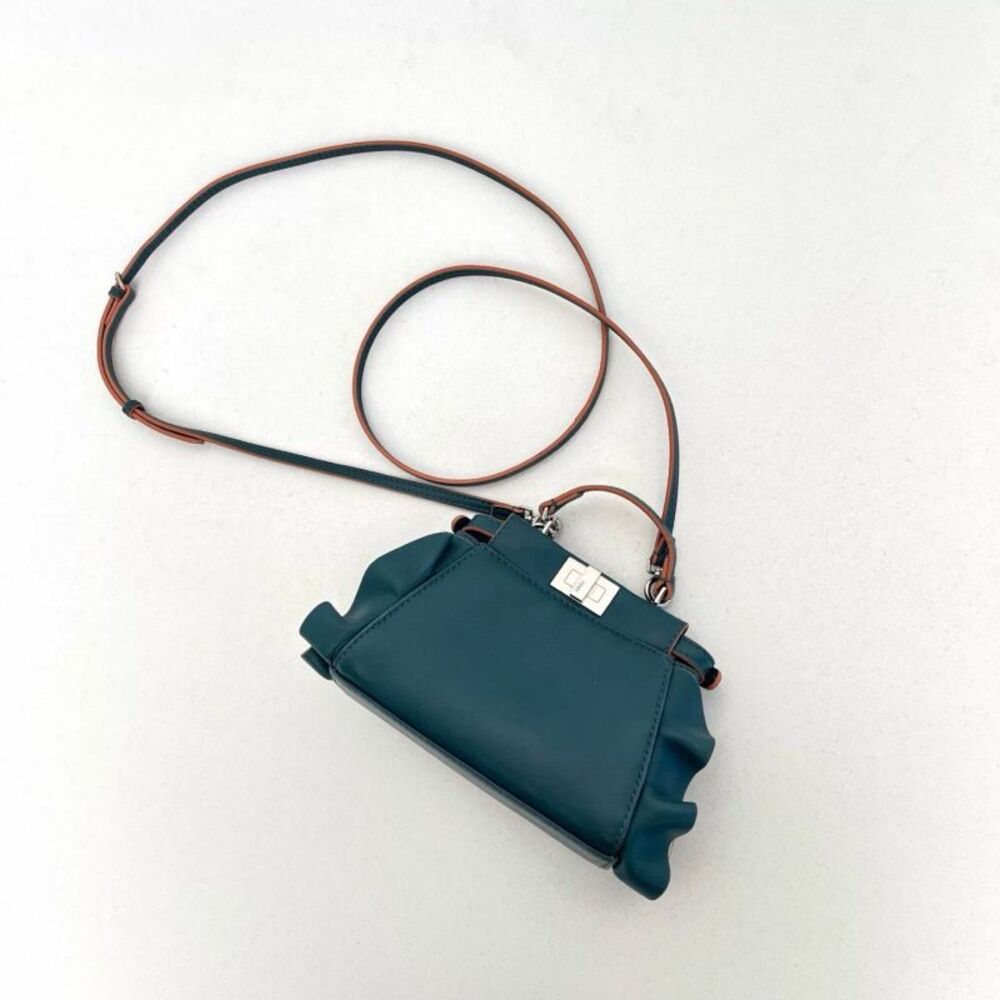 Fendi Women Pre-Loved Bag Very Good Condition